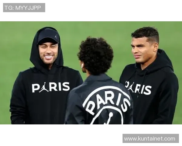 大巴黎在欧冠赛场的荣耀与挑战解析与未来展望