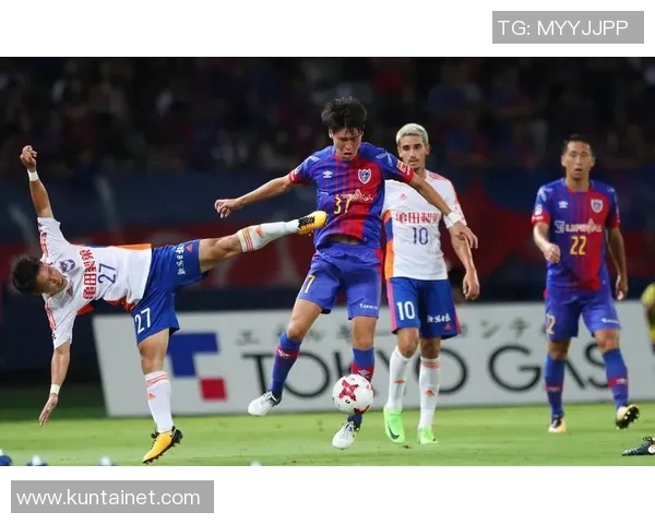 水户蜀葵迎战新泻球队全力争胜展现实力与斗志