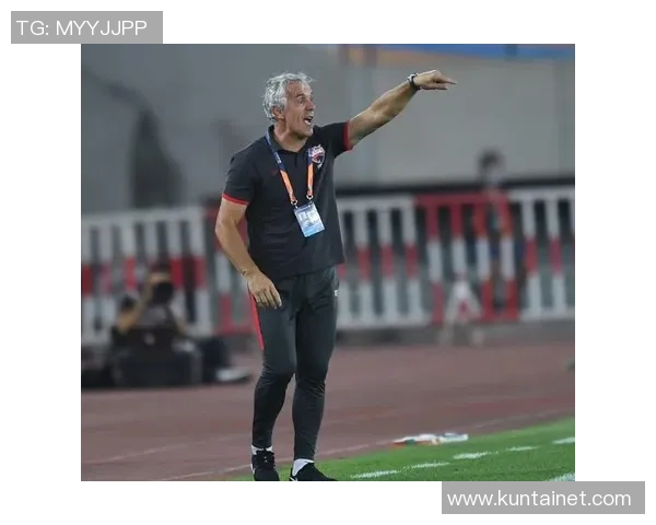 活塞队惨遭28连败创历史主帅辞职球员泪洒更衣室感人场面引发热议