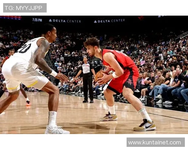 火箭与爵士精彩对决回顾12月8日比赛录像全程回放分析