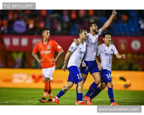 2016赛季鲁能与江苏全力以赴的精彩对决回顾与分析