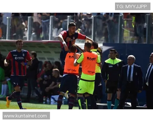 佩斯卡拉对阵罗马精彩比赛录像回放及精彩瞬间分析