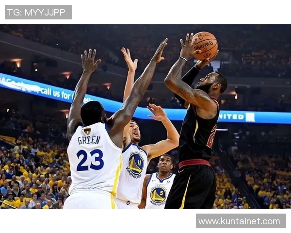 勇士与骑士激战正酣6月13日决战NBA总决赛巅峰对决