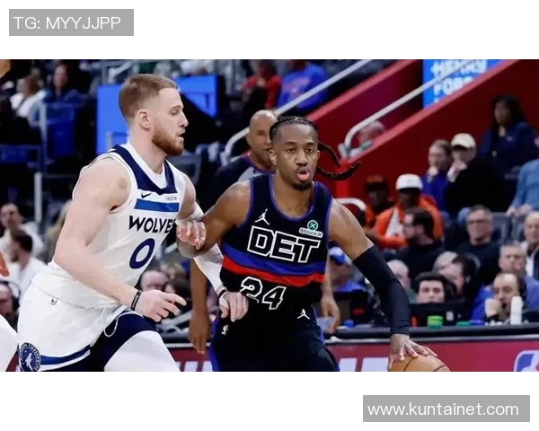 火箭队与森林狼激战正酣争夺季后赛名额的关键对决即将上演 火箭队与森林狼激战正酣争夺季后赛名额的关键对决即将上演